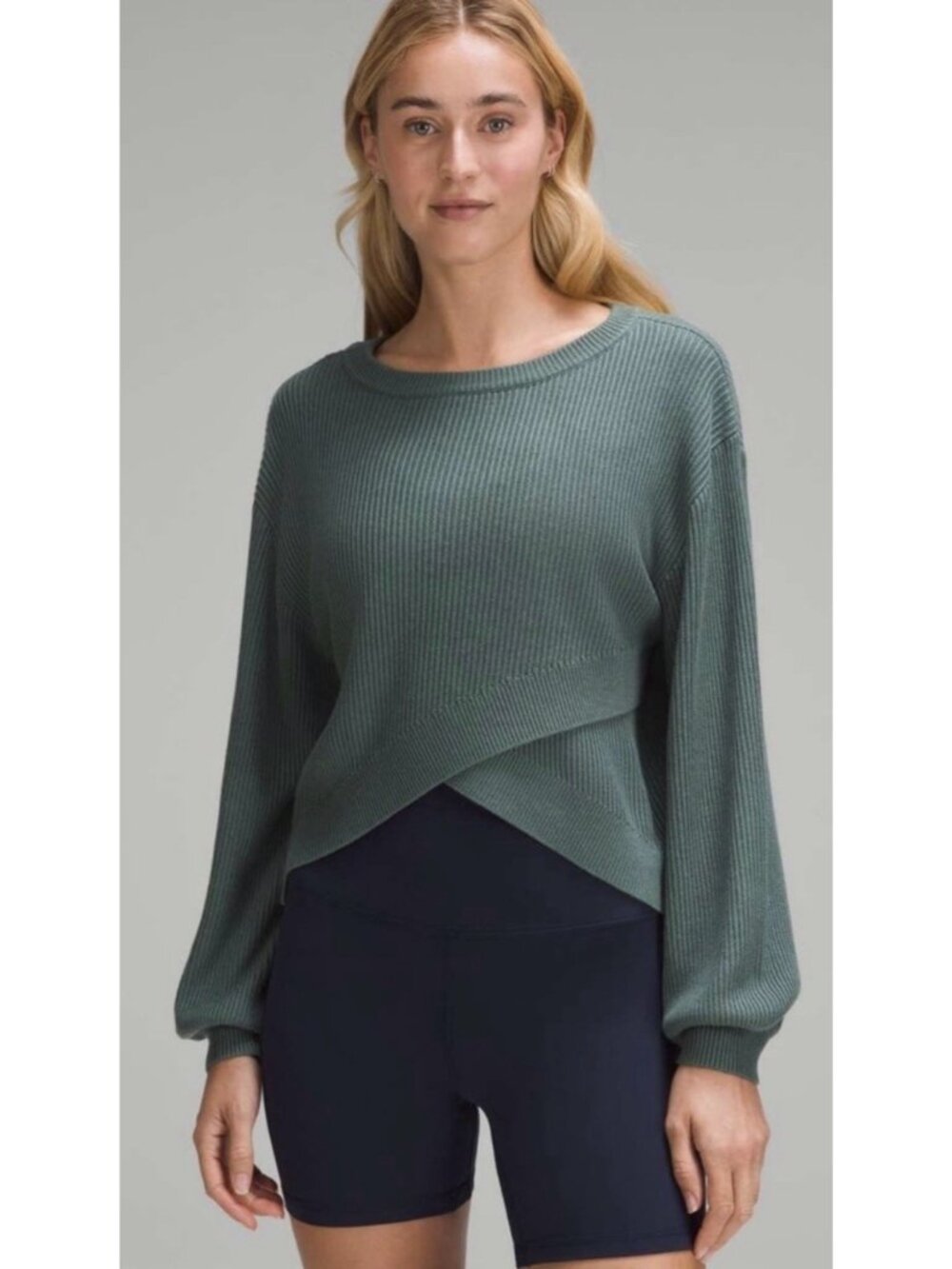 Lululemon Reversible Crossover Sweater Green Size 6 Knit Pullover Top LW3EQNS